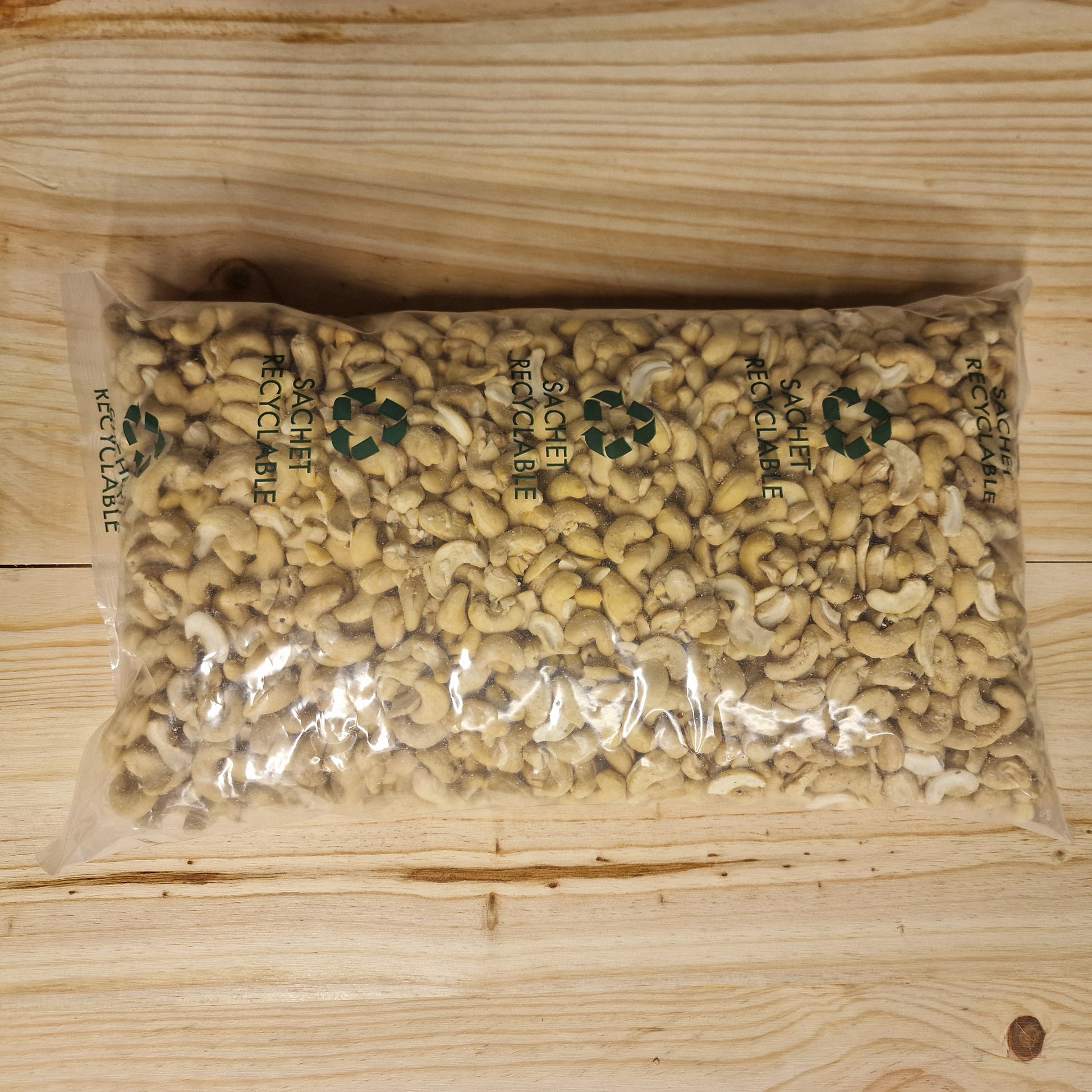 Noix de Cajou biologiques en sachet recyclable 2,5 kg