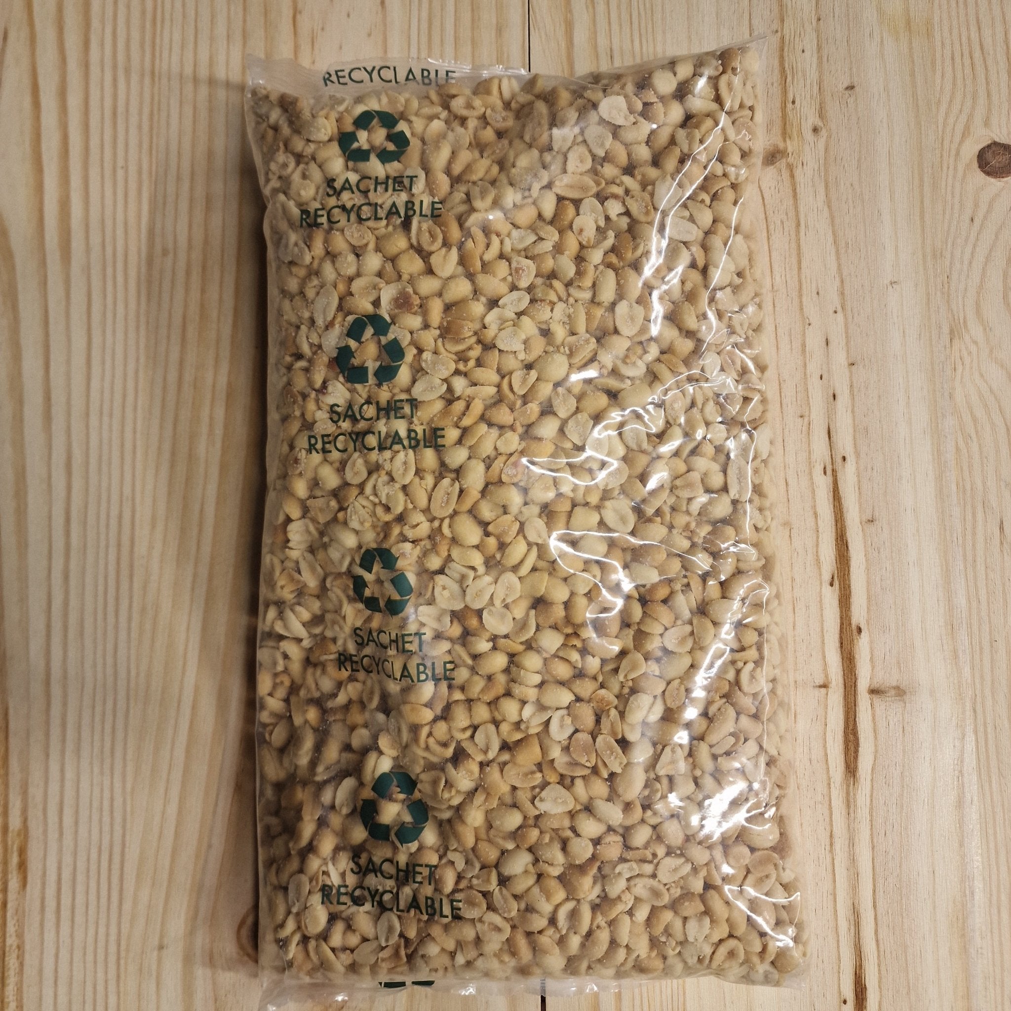 Cacahuètes grillées Salées BIO Fruits à Coque en vrac - Vracengros.fr